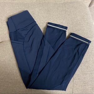 Lululemon - All the Right Places 23” Crop in Navy